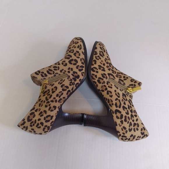 AJ Valenci Leopard Print Leather Heeled Ankle Booties Size 7 - Picture 10 of 10
